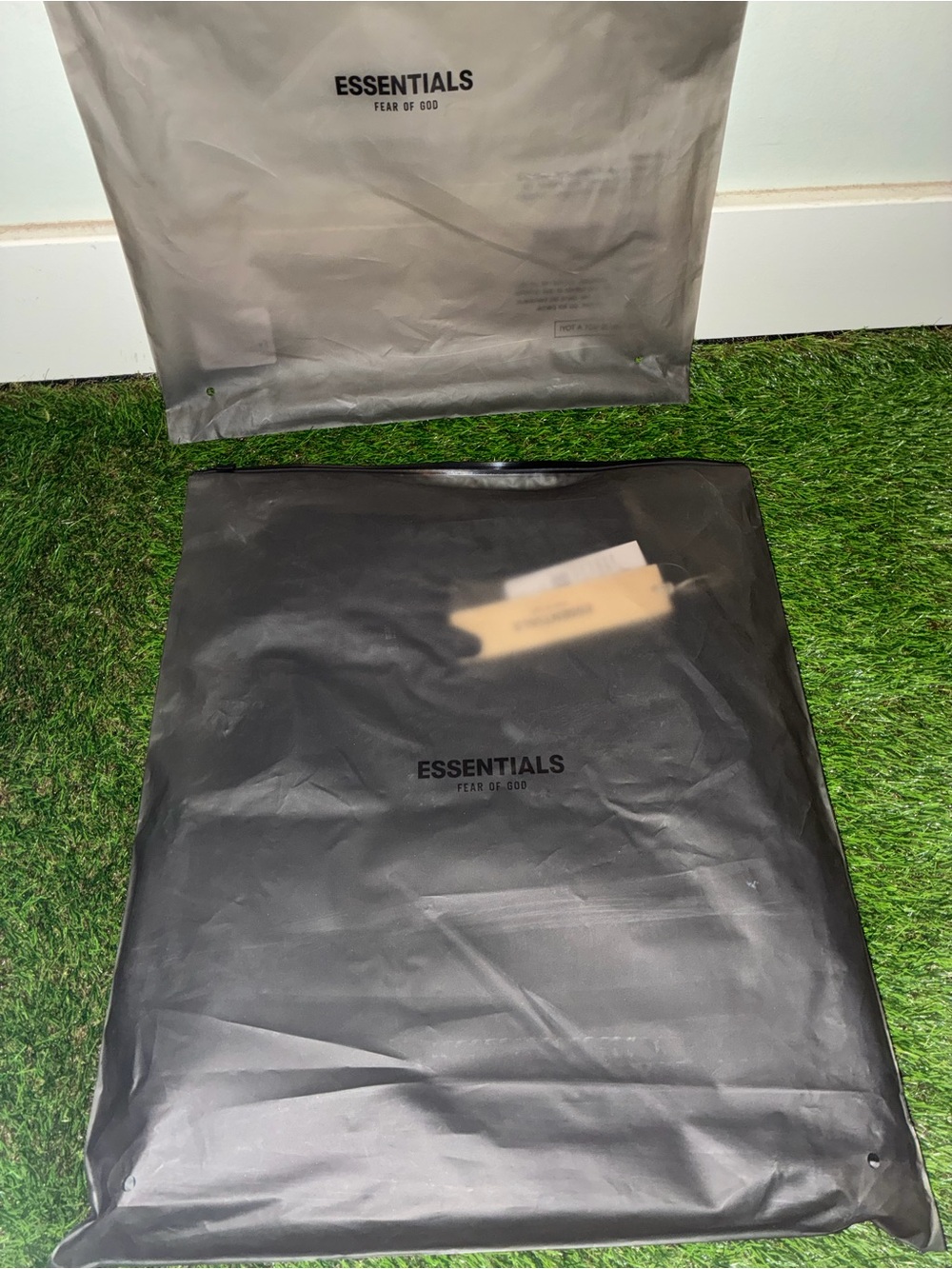Fear of God ESSENTIALS Stretch Limo Shorts